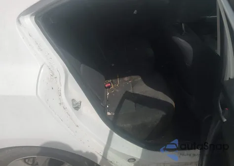 2010 Mazda Mazda3 I Touring z USA, uszkodzony, nr VIN JM1BL1SG0A1325310